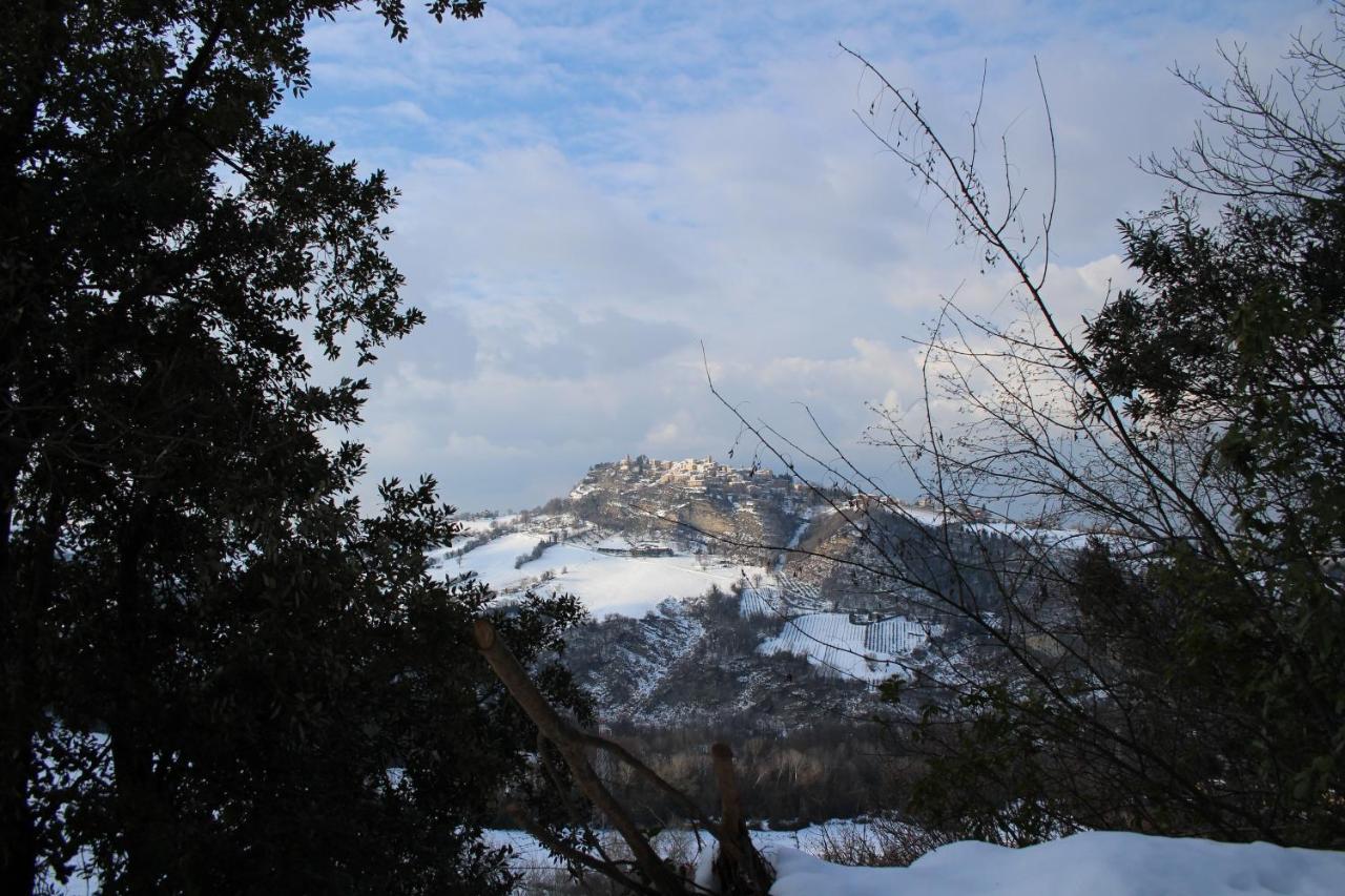 Casale Fontanile Bed&Breakfast Smerillo Esterno foto