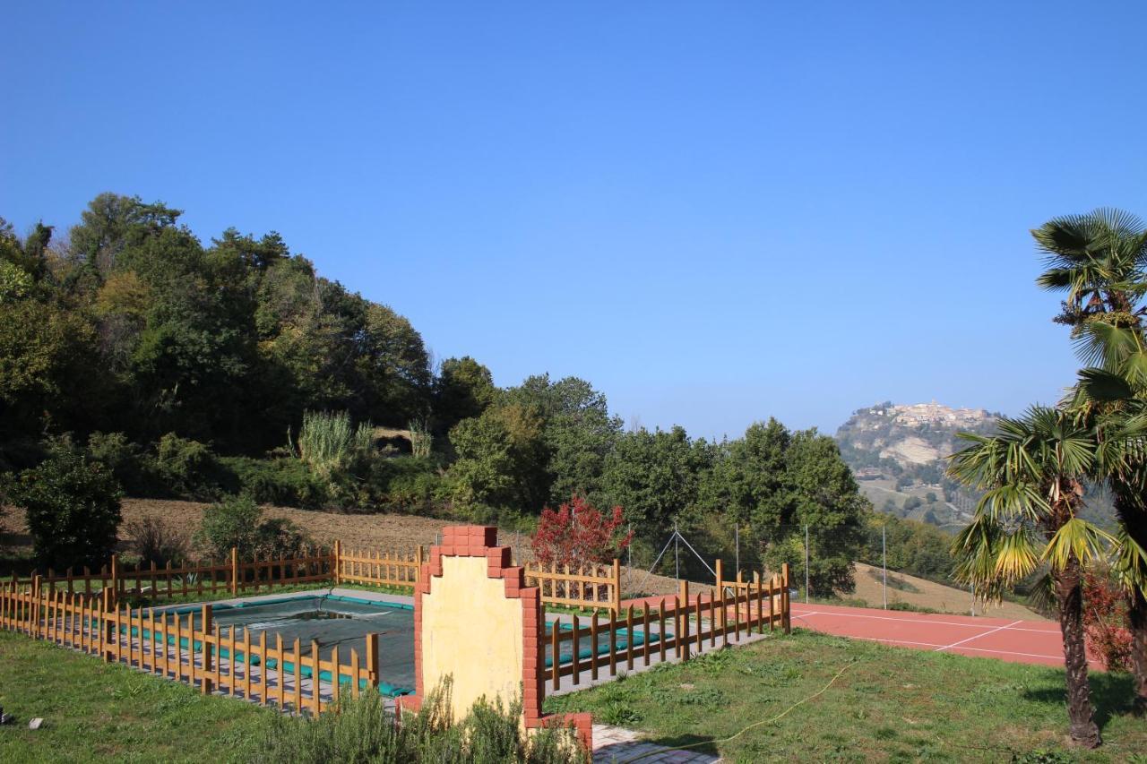 Casale Fontanile Bed&Breakfast Smerillo Esterno foto