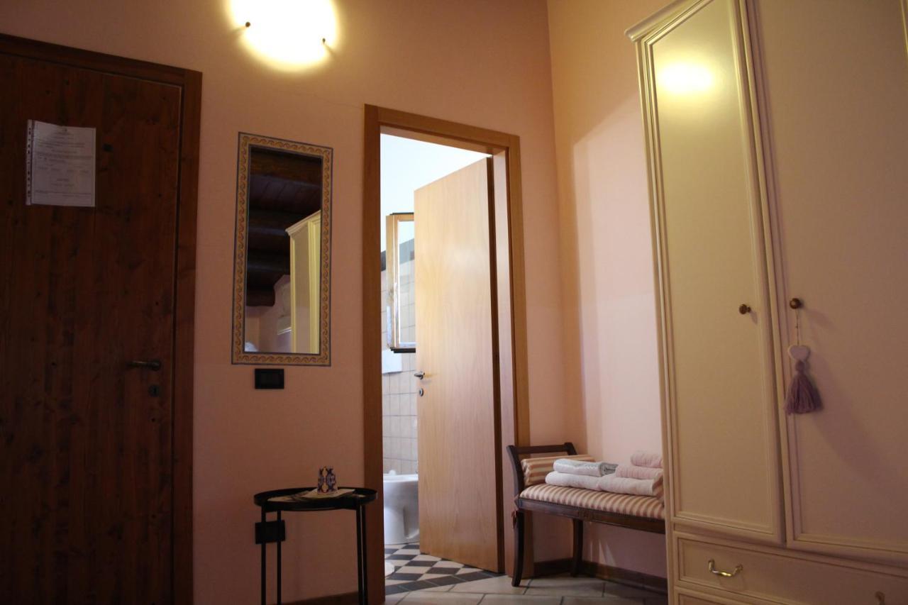 Casale Fontanile Bed&Breakfast Smerillo Esterno foto